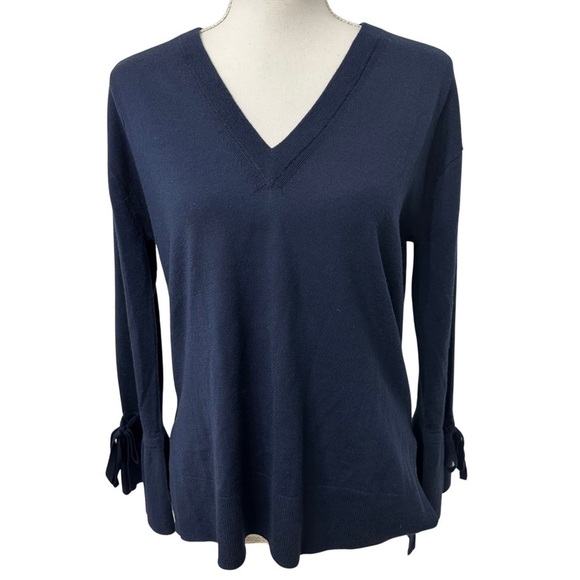 J. Crew Blue Merino Wool Sweater Navy Blue Size Small Long Sleeves EUC - Picture 1 of 10